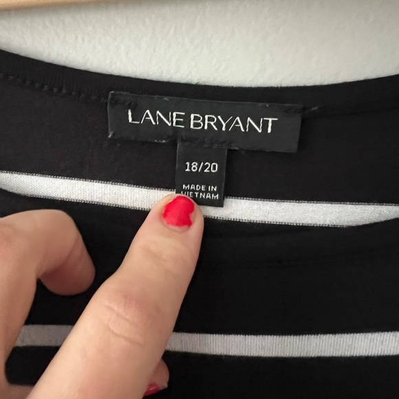Lane Bryant Ruffle 3/4 Sleeve Stretch Black & White Stripe Knit Tunic Size 18/20 - Picture 3 of 7